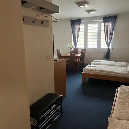 Guest house Mikulov Inn - Hotel Zeme 3*