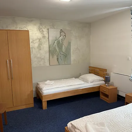 Mikulov Inn - Hotel Zeme Mikulov