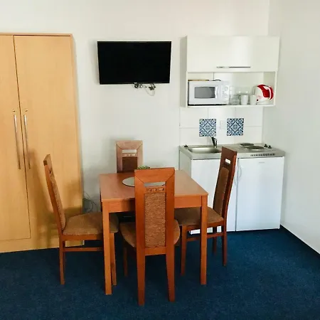 Guest house Mikulov Inn - Hotel Zeme