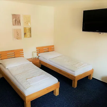 Mikulov Inn - Hotel Zeme 3*